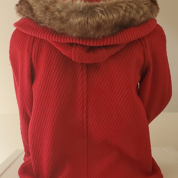 Little Red Winter Coat With Hood Faux Fur - Picture 7 of 13